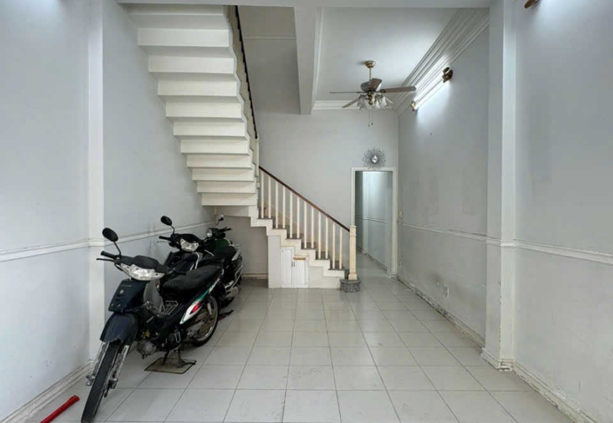 Chính chủ cho thuê nhà mặt tiền đường số 45 Tân Quy Quận 7
