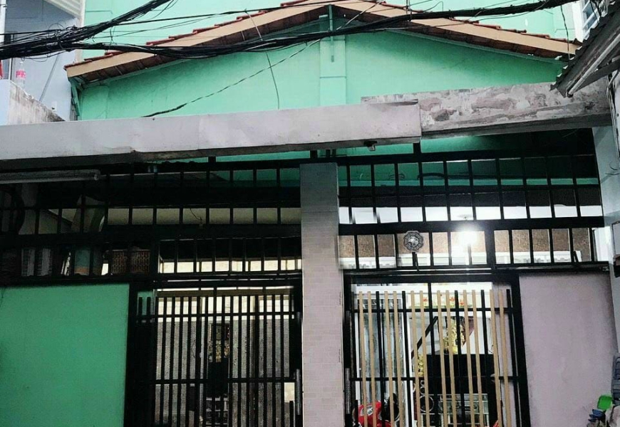 BÁN NHÀ 2 MẶT TIỀN TRƯỚC VÀ SAU