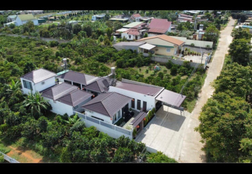CHỦ NGỘP CẦN BÁN GẤP BIỆT THỰ TẠI TP BẢO LỘC VỚI VỊ TRÍ 3 MẶT TIỀN CÁCH QL 20 CHỈ 500M HƯỚNG ĐI ĐÀ LẠT VÀ TPHCM