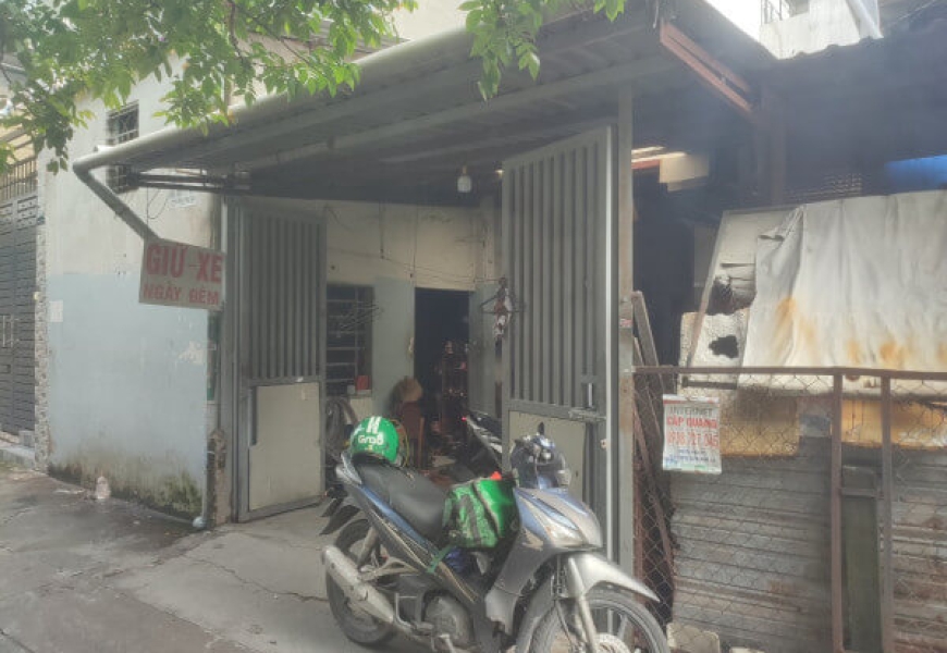 DÃY TRỌ CẤP 4 300M NGAY CHI CỤC THUẾ Q7-75 TRIỆU/1 M