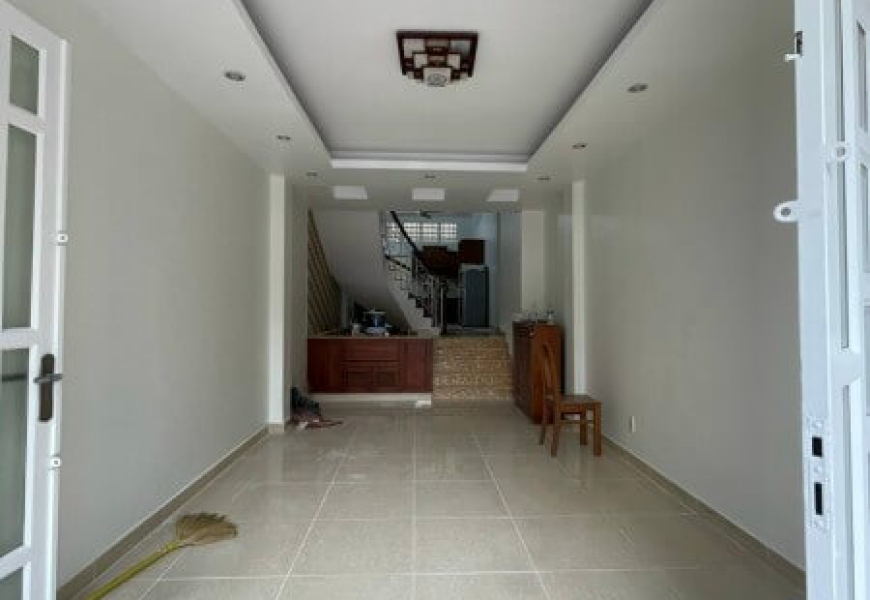 BÁN HOẶC CHO THUÊ NGUYÊN CĂN - BÁN NHÀ MẶT TIỀN ĐƯỜNG SỐ ,P.TÂN QUY, QUẬN7