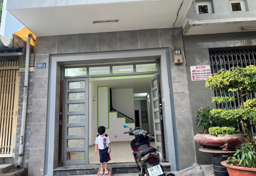 Cho thuê nhà nguyên căn MT đường Phan huy thực p.Tân kiểng .Q7