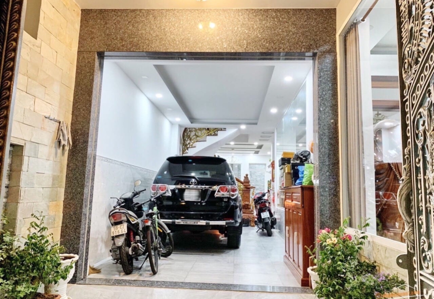BÁN BIỆT THỰ MT ĐƯỜNG NGAY GẦN LOTTE MARK Q7