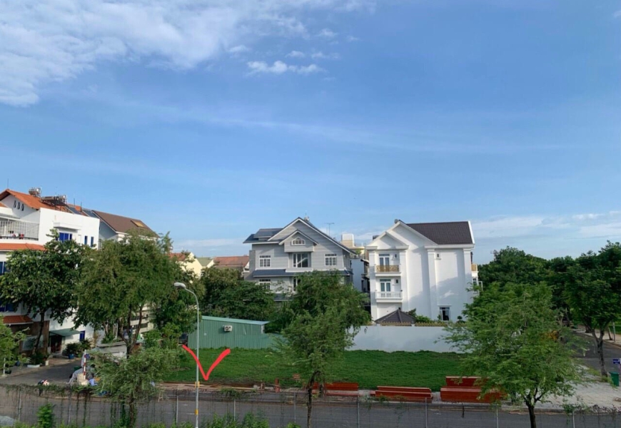 BÁN ĐẤT RẺ NHẤT KDC SADECO VEN SÔNG Q7