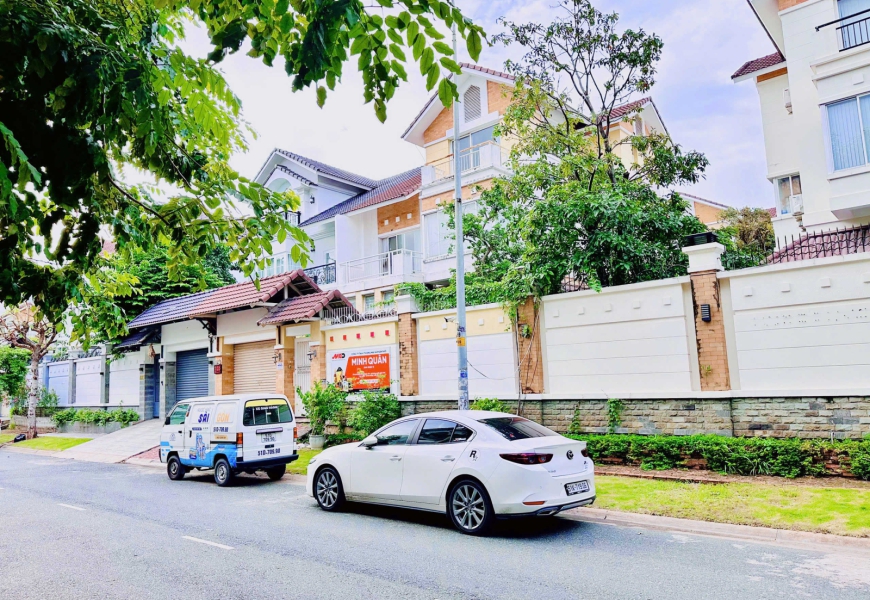 Cho thuê biệt thự kdc nam phú p tân thuận đông Q7 