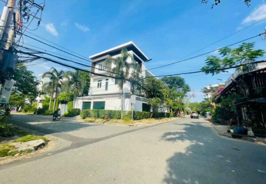 CẦN BÁN NHANH,GIẢM 2 TỶ…GIÁ CHỈ CÒN 28TỶ TL - BÁN BIỆT THỰ GÓC 2 MẶT TIỀN ĐƯỜNG LÀNG ĐẠI HỌC KHU A