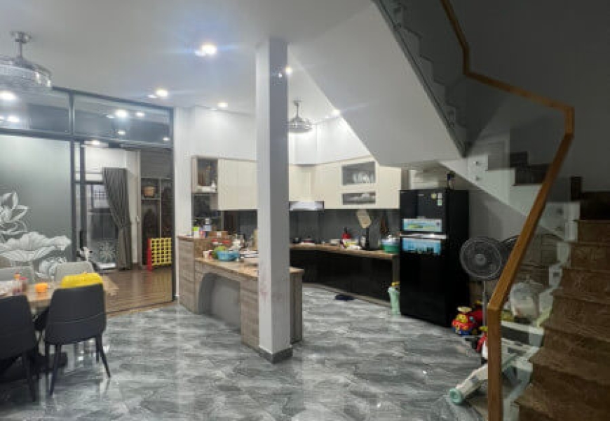 BÁN NHÀ PHỐ 394 TẠ QUANG BỬU, P5.Q8