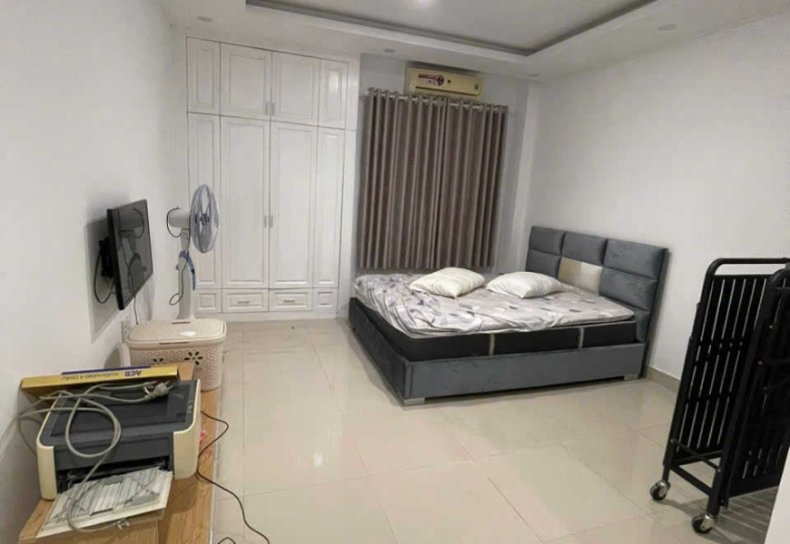 Cho thuê nhà Nguyên Căn Đường Số 41 phường Tân Qui, Q7