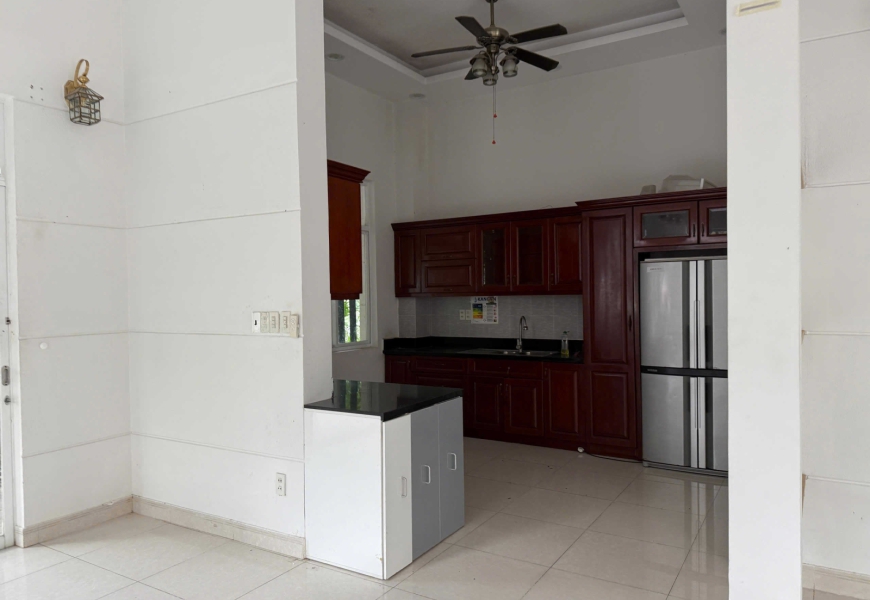 Cho thuê biệt thự kdc nam phú p tân thuận đông Q7 
