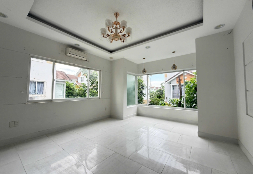 Cho thuê biệt thự kdc nam phú p tân thuận đông Q7 