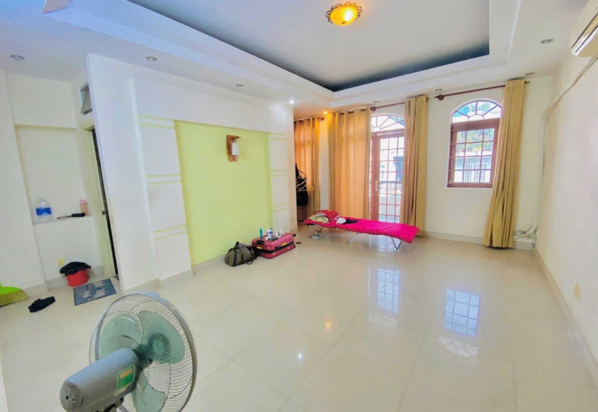 0909227199 Cho Thuê Nhà mặt tiền đường số 15 P.Tân Quy Quận 7