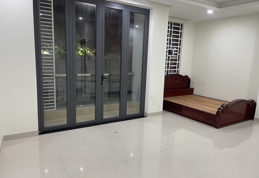 Cho Thuê Nhà Mặt Tiền Đường Lê Văn Lương P.Tân Quy Q.7