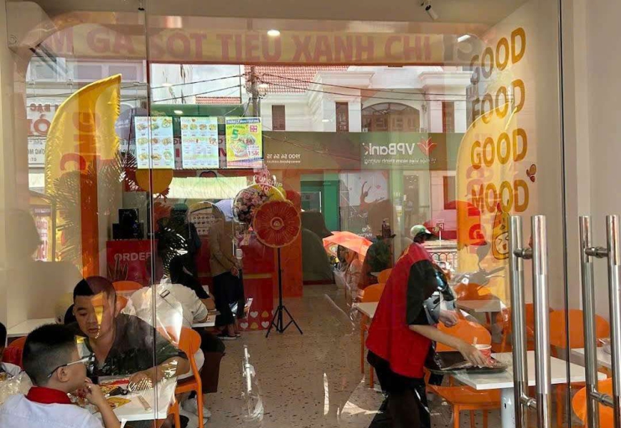 Cho Thuê Nhà Mặt Tiền Đường Nguyễn Thị Thập Quận 7, HCM