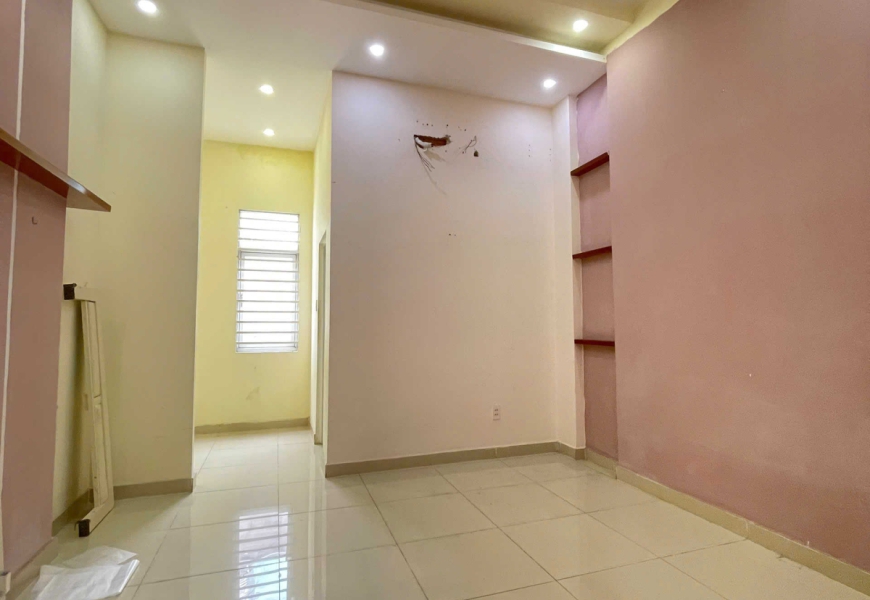 Cho thuê nhà mặt tiền đường số p.tân kiểng, Q7
