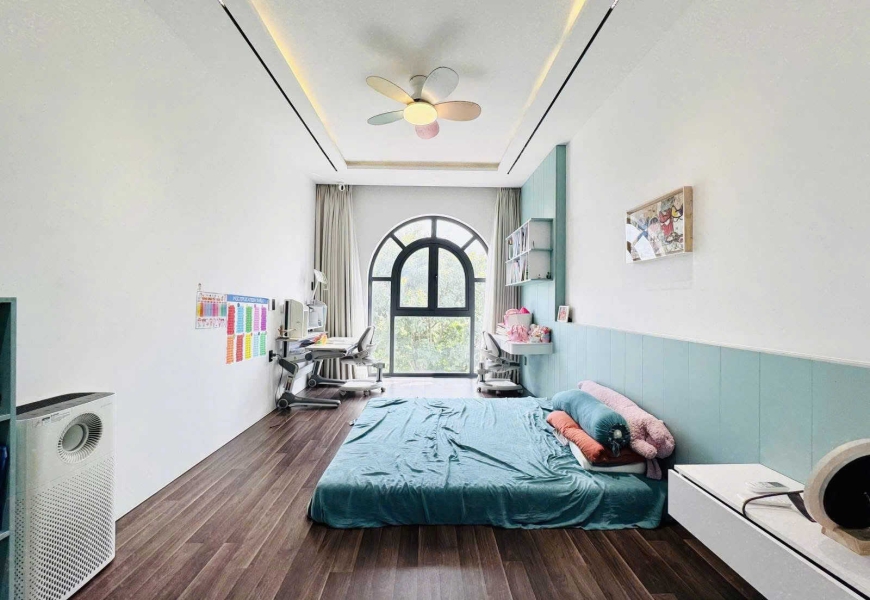 0909227199 CHO THUÊ/BÁN BIỆT THỰ MỚI ĐẸP NỘI THẤT CAO CẤP KHU HIMLAM QUẬN 7