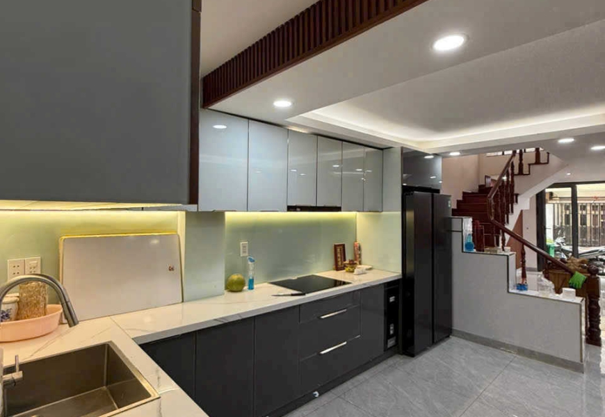 BÁN NHÀ HẺM XE HƠI 803 HUỲNH TẤN PHÁT P PHÚ THUẬN QUẬN 7
