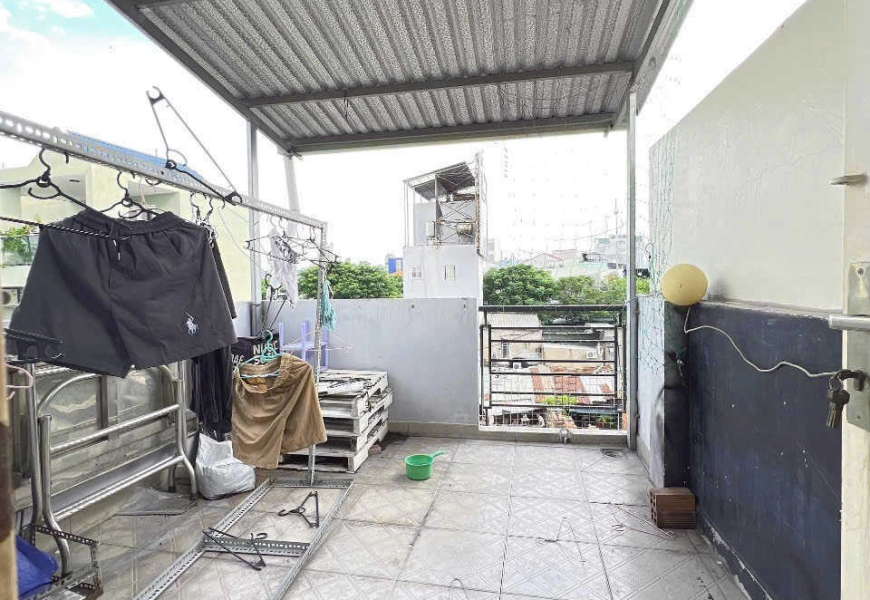 Bán nhà hẻm 67/13 Trần Xuân Soạn q7. Hẻm thẳng rộng 2,5m.Hẻm kdmb cách đường chính Trần Xuân Soạn 5 căn..Gần q4 q1 q8,gần chợ Tân Thuận,khu chế xuất..