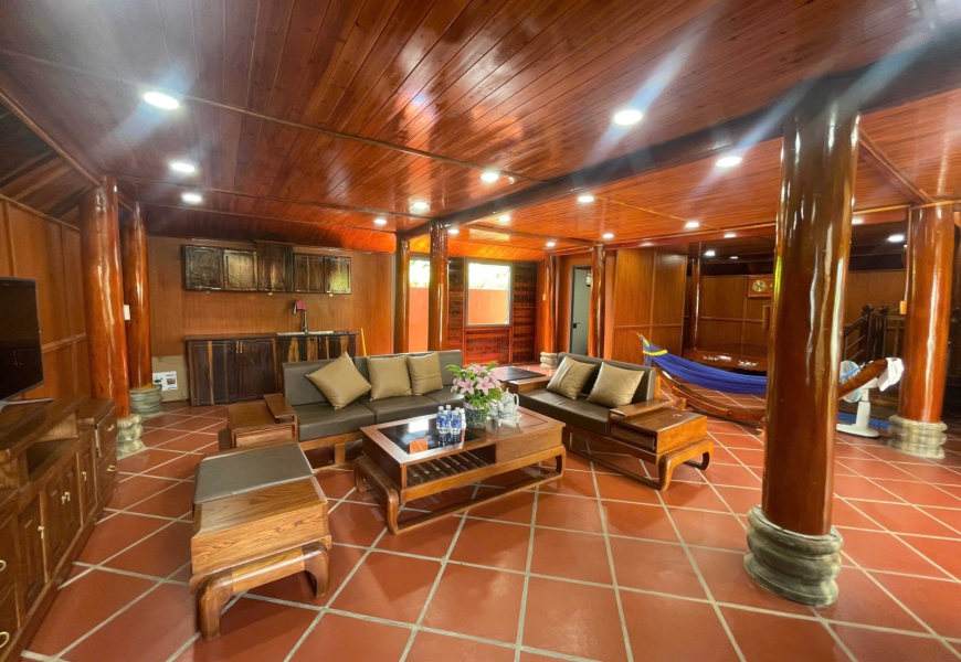 0909227199 Cần Bán lỗ căn VILLA Gỗ giá tốt.Nhà Ở Tiền Giang, Gò Công Đông