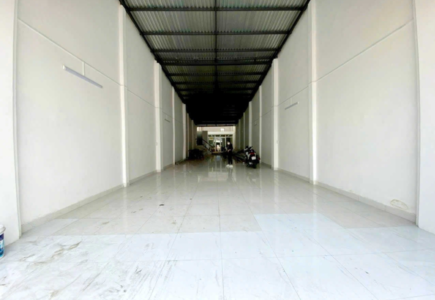 Giảm 3tỷ.....Giá mới 19,8 tỷ  Bán nhà cấp 4 mặt tiền huỳnh tấn phát, thị trấn nhà bè