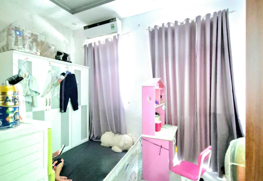 0914020039 EM DUNG Bán nhà hẻm xe hơi 2174 Ngay Mặt Tiền Huỳnh Tấn Phát 