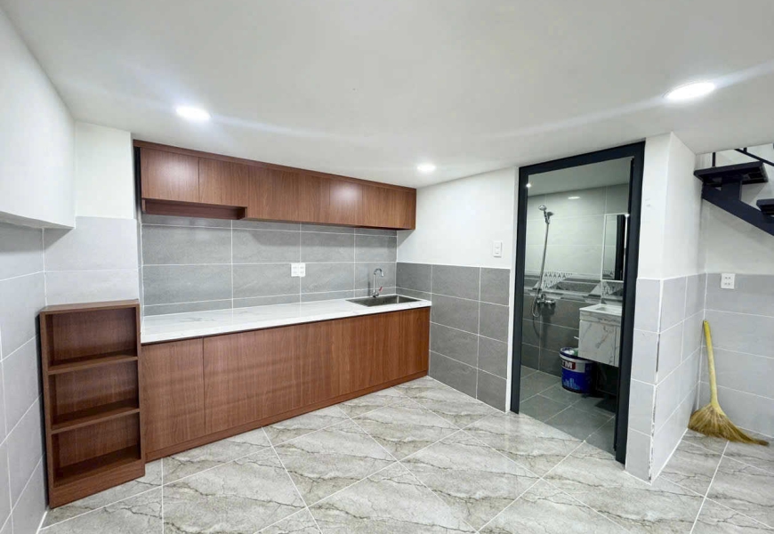 Bán nhà MT lê văn lương, P.tân phong, Quận7 vị trí sát bên trường đại học tôn Đức thắng & RMIT. 