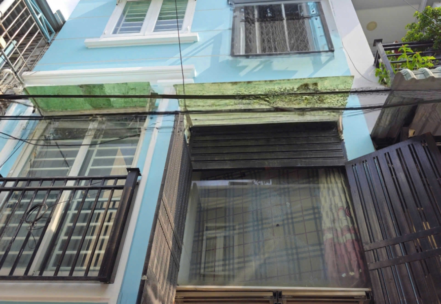 Bán căn hộ dịch vụ có 8 phòng cho thuê hẻm 1041 đường Trần Xuân Soạn
