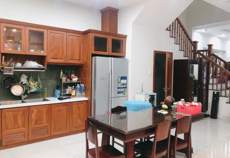 Bán biệt thự MT đường số Lâm văn Bền,Q7