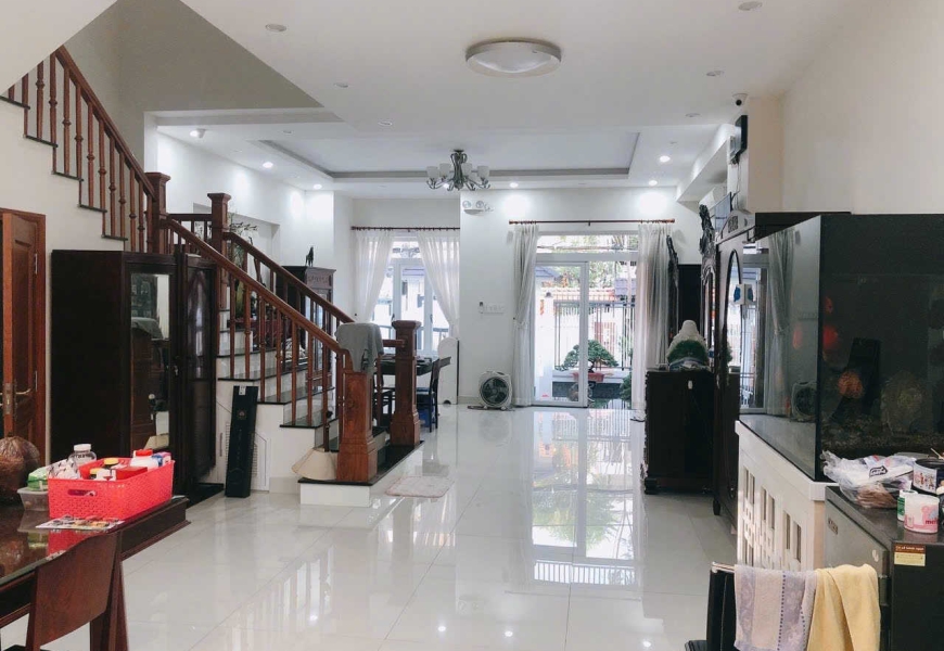 Bán biệt thự MT đường số Lâm văn Bền,Q7