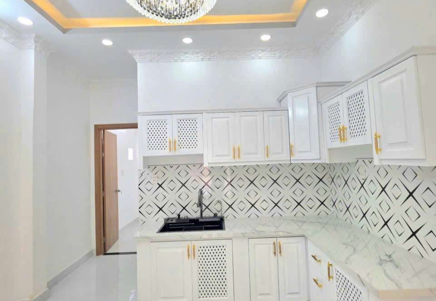 0914020039 EM DUNG NHÀ ĐẸP,, 1 LẦU - MẶT TIỀN KINH DOANH - XE HƠI CHẠY TỚI NHÀ - KẾ QUẬN 7