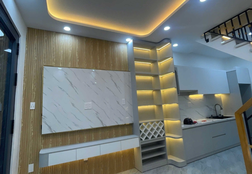 Bán nhà hẻm đường Tân Mỹ, (Quận 7). Cách đường xe hơi vài bước chân