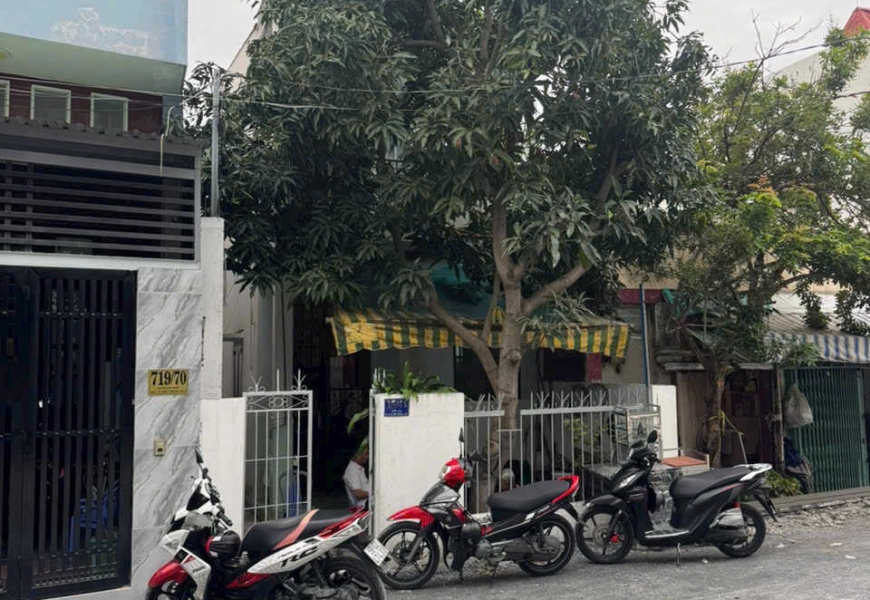 Bán nhà   15/4 (hẻm 719) Huỳnh Tấn Phát P.Bình Thuận