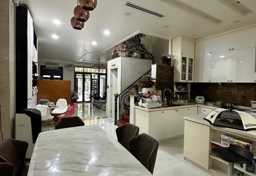 Bán Nhà Phố LK khu Hà Đô Quận 10