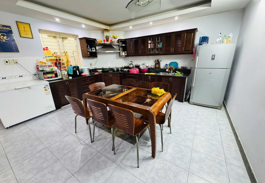 0909227199 Bán Nhà đường số đối Diện công viên , KDC Trung Sơn kế Him Lam - LotteMart, Quận 7