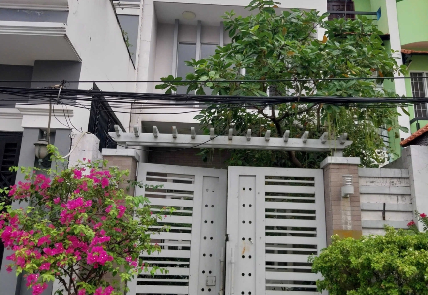 Bán nhà MT đường khu cư xá ngân hàng,Q7