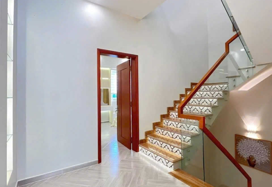 BÁN BIỆT THỰ MINI (824/4 HUỲNH TẤN PHÁT, P. PHÚ THUẬN , Q7)