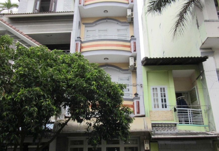Cần cho thuê nhà MT nguyên căn,Phan huy thực , p tân kiểng,Q7