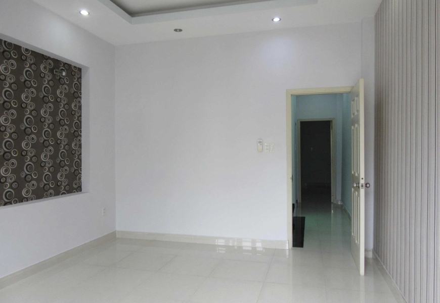 Cần cho thuê nhà MT nguyên căn,Phan huy thực , p tân kiểng,Q7