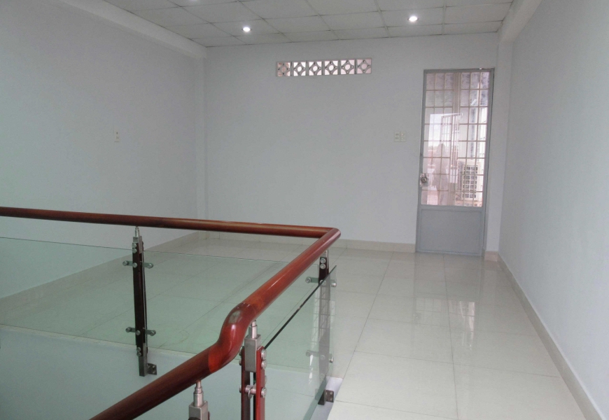 Cần cho thuê nhà MT nguyên căn,Phan huy thực , p tân kiểng,Q7
