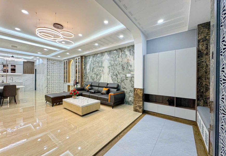 Bán Nhà Phố Hiện Đại Đường Trần Xuân Soạn, Quận 7 - Cạnh Himlam