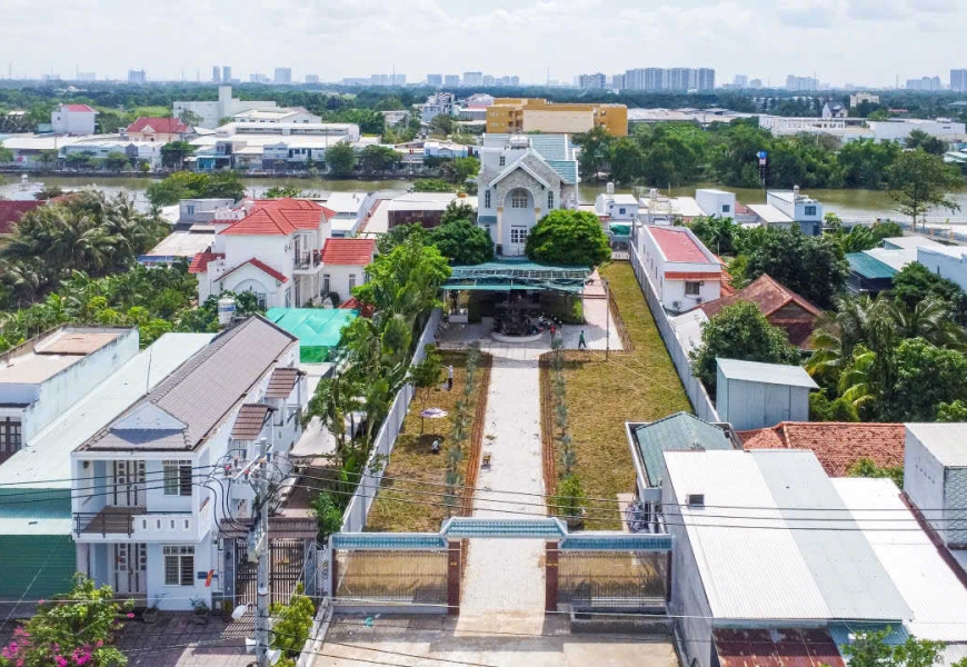 0909227199 Bán biệt thự vườn cao cấp mặt tiền Đào Sư Tích 1 lửng 4 lầu - 1583m² (100% thổ cư) 