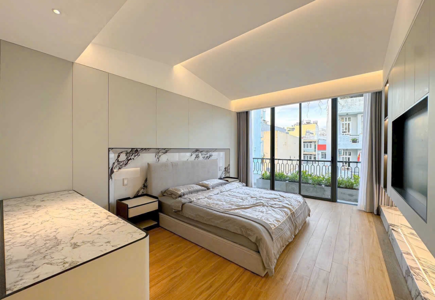 Bán nhà mặt tiền hẻm xe hơi 502 Huỳnh Tấn Phát, P.Bình Thuận, Q7, HCM