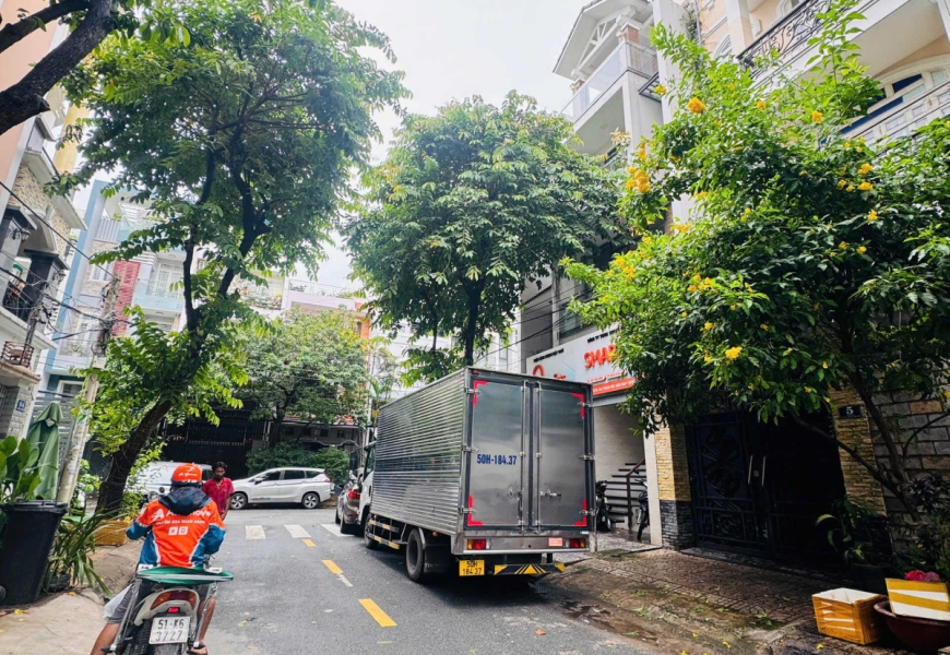0909227199 Bán nhà đẹp khu dân cư Trung Sơn Gần Himlam Lotte Quận 7
