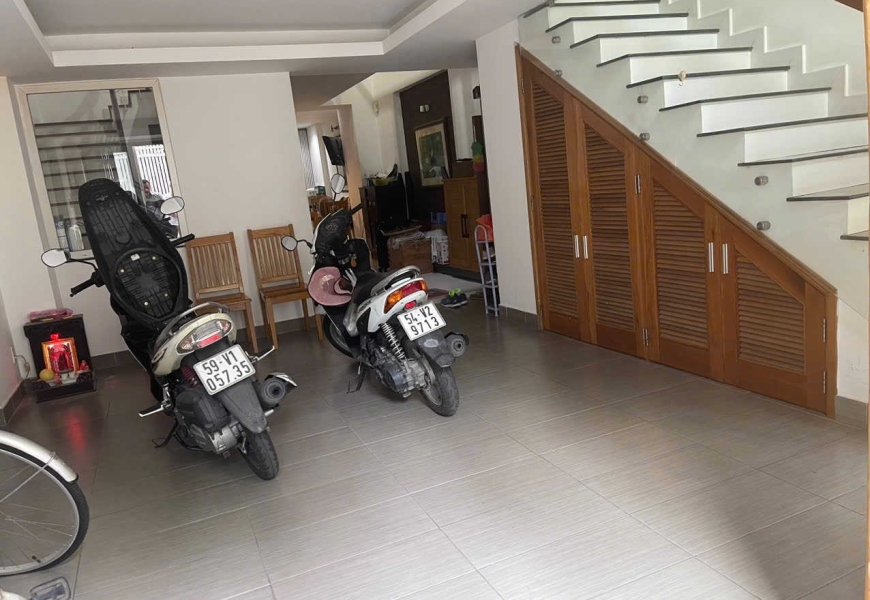 0909227199 Bán nhà đẹp khu dân cư Trung Sơn Gần Himlam Lotte Quận 7