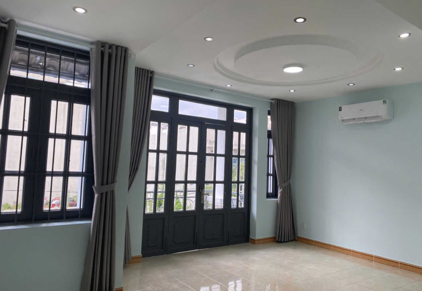 0914020039 em dung Bán nhà 1387 Huỳnh Tấn Phát Quận 7