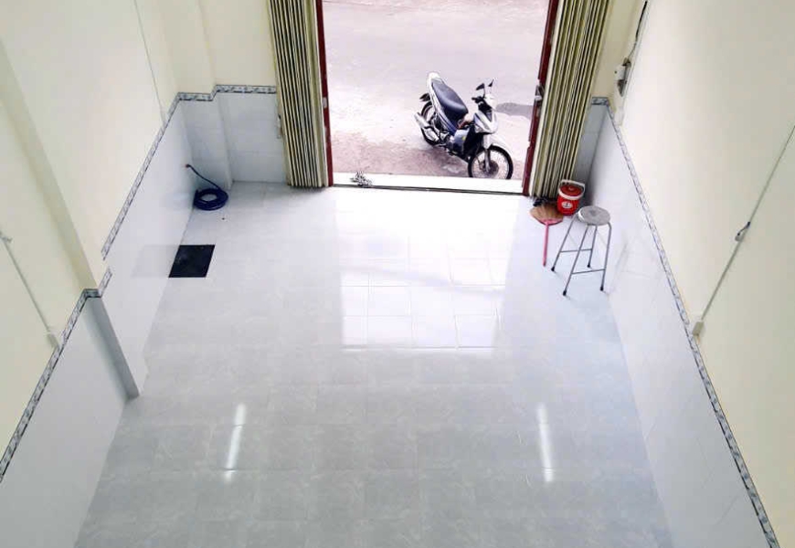 0914020039 EM DUNG HÀNG THƠM - MẶT TIỀN VỊ TRÍ KINH DOANH TÂN MỸ Q7