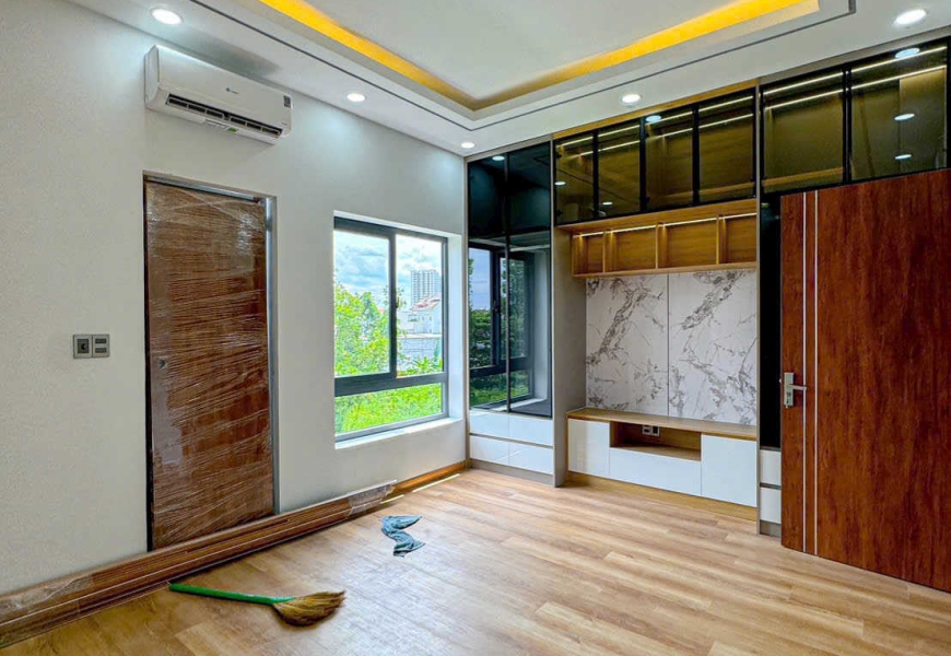 Bán Nhà Phố Hiện Đại KDC Hoàng Quốc Việt, Quận 7 - Có Thang Máy - Cạnh Phú Mỹ Hưng