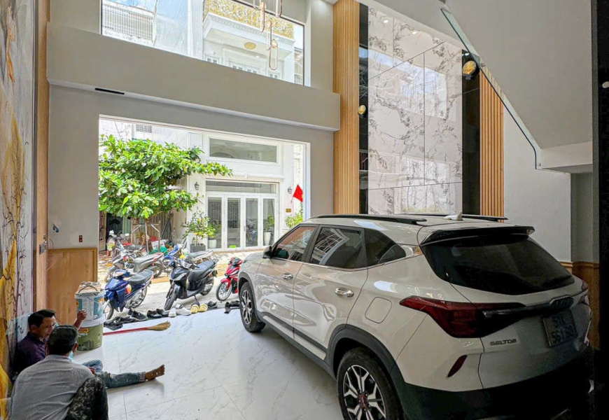 Bán Nhà Phố Hiện Đại KDC Hoàng Quốc Việt, Quận 7 - Có Thang Máy - Cạnh Phú Mỹ Hưng