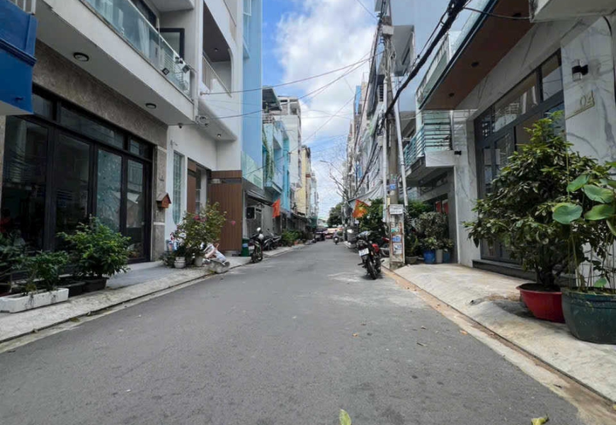 Bán nhà Quận 7 Mặt tiền đường số chợ Tân Mỹ, P. Tân Phú “P. Tân Mỹ” - Qua Phú Mỹ Hưng 2Phút