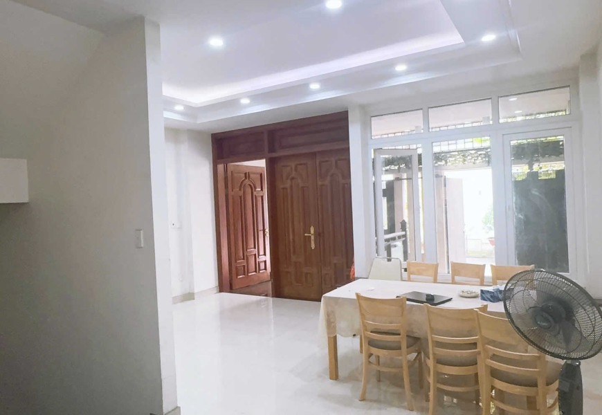 0914020039 EM DUNG Bán nhà gấp  MT đường số 7 , khu dân cư Trung Sơn Gần Himlam Lotte Q7 