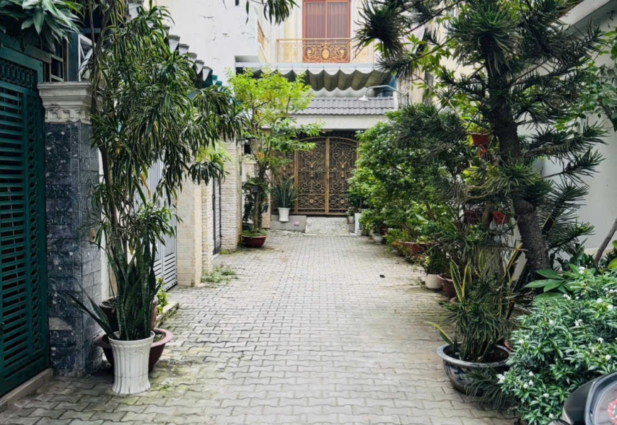 Bán nhà hẻm 1027 huỳnh tấn phát Q7 hẻm 3m 